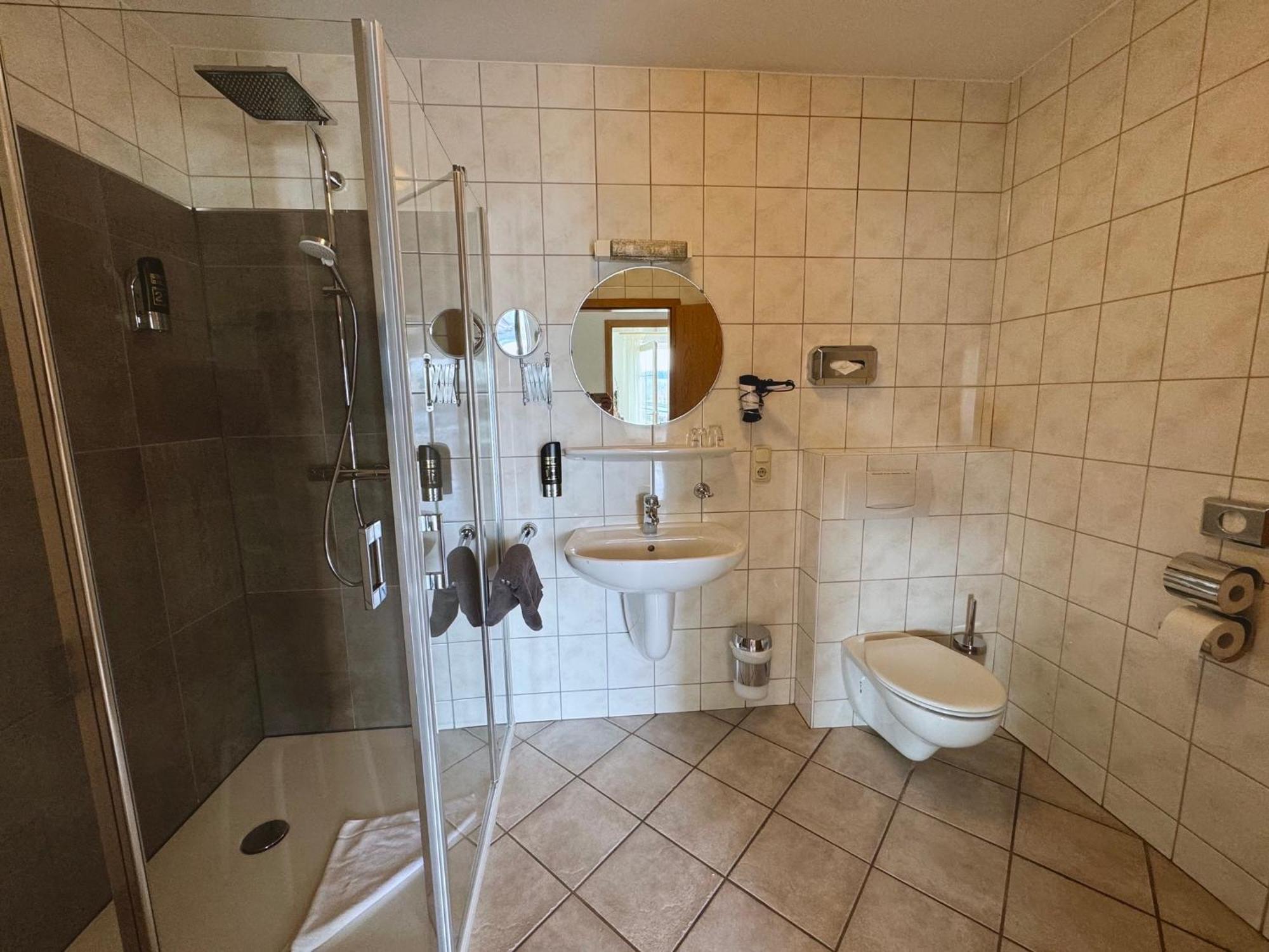 Schnuetgenhof Appartements Attendorn Eksteriør billede